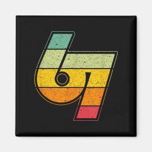 Vintage 6 7 Meme Six Seven Logo Namaste Lustig Hal Magnet