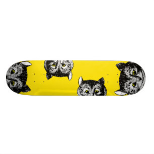 Vintage Alice im Skateboard