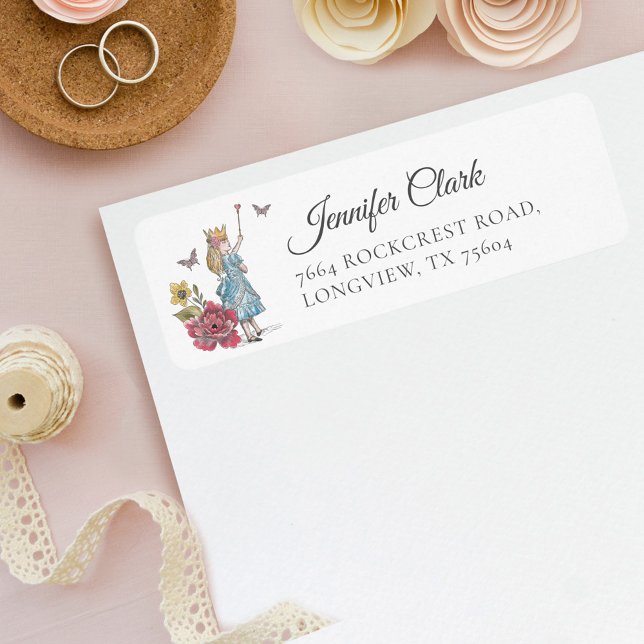 Vintage Alice im Wunderland Alice mit einer Krone (Von Creator hochgeladen)