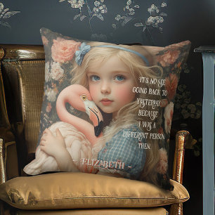 Vintage Alice im Wunderland mit rosa Flamingo Kissen