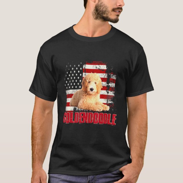 Vintage amerikanische Flagge Goldendoodle Dog T-Shirt (Vorderseite)
