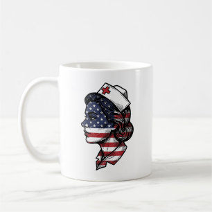 Vintage-amerikanischer-Flagge-Krankenschwester-Pro Kaffeetasse