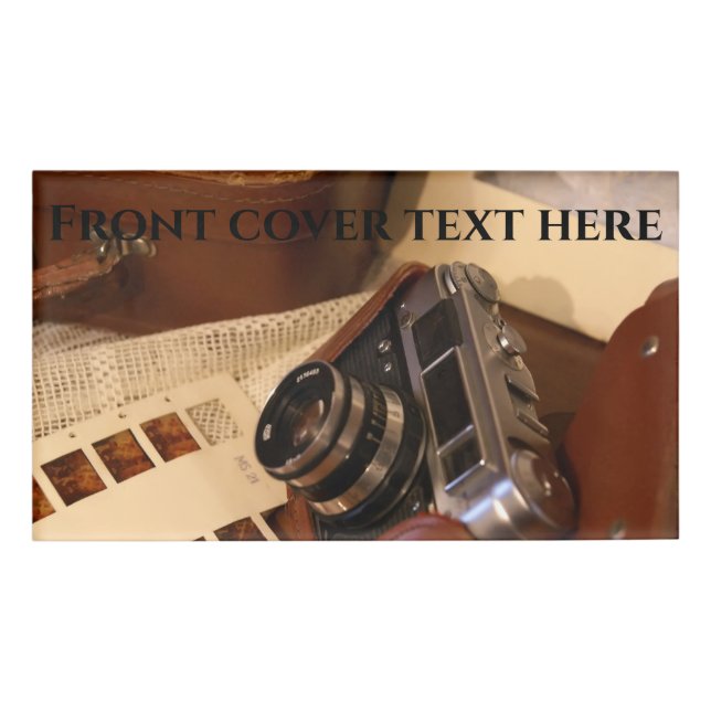 Vintage Analogkamera in Lederbraun Namenschild (Vorderseite)