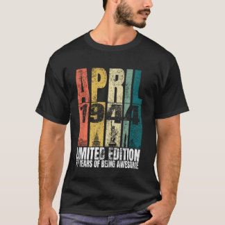 Vintage April 1944 Geburtstag 77 Jahre alt 77. Ge T-Shirt