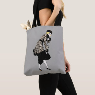 Vintage-Art-Déco-Frau in Leopardenprint-Jacke