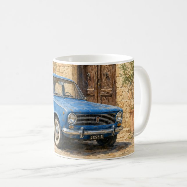 Vintage Auto auf rustikaler Straße Kaffeetasse (VorderseiteRechts)