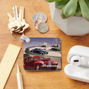 Vintage-Autos, klassische Limousinen auf einer Rei Schlüsselanhänger