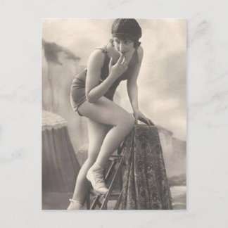 Vintage-Badedame im Stil der Flapper-Ära Postkarte