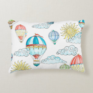 Vintage Balloons: Whimsical Watercolor Nahtlos. Dekokissen