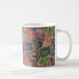Vintage benutzte Porto-Briefmarken-Collage Tasse
