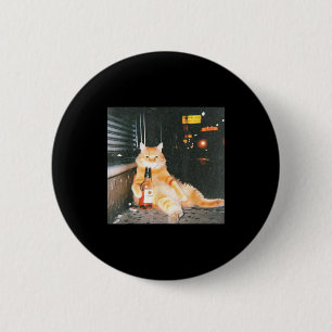 Vintage betrunkenes Katzen-Meme in der nächtlichen Button