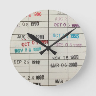 Vintage-Bibliotheksfälligkeitskarten Runde Wanduhr