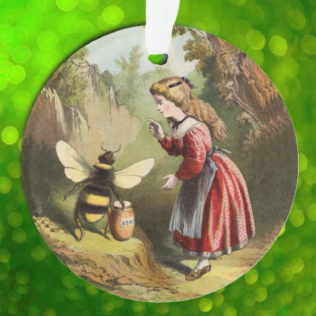 Vintage Bienen Viktorianischer Honigtopf Ornament (Blond Victorian girl in woods talking to bumble bee with pot of honey on round ceramic ornament.)