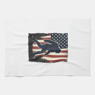 Vintage-Bigfoot-Amerikanische-Flagge-Wald-Vektor-D Geschirrtuch