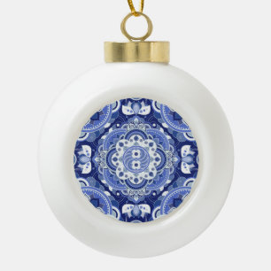 Vintage blaue geometrische, indische Dekoration. Keramik Kugel-Ornament