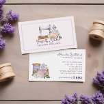 Vintage Blütensägemaschine Visitenkarte<br><div class="desc">Erleben Sie einen unvergesslichen ersten Eindruck mit unserer exquisit handbemalten, Vintagen Lavendel lila Nähmaschine Visitenkarte. Unsere handbemalte Visitenkarte für den Vintagen Lavendel lila Nähmaschine ist mehr als nur eine Möglichkeit, Ihre Kontaktinformationen zu teilen - sie spiegelt Ihre Leidenschaft und Hingabe für Ihr Handwerk wider. Die Visitenkarte besticht durch akribisch handbemalte...</div>