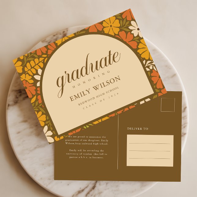 Vintage-Boho-Blumenbogen-Abschlussankündigung Postkarte (Von Creator hochgeladen)