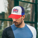Vintage Buchse der Union (W/Black "United Kingdom" Truckerkappe<br><div class="desc">Tragen Sie die Union Jack,  wo immer Sie sind mit dieser stilvollen Kappe! Verfügt über ein Vintages/abgenutztes UK Flag Design mit dem Text "United Kingdom" darunter. Text ist schwarz (andere Farben sind verfügbar).</div>