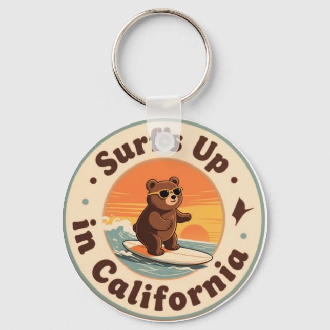Vintage California Surf's Up Surfing Bear Schlüsselanhänger (Vorderseite)