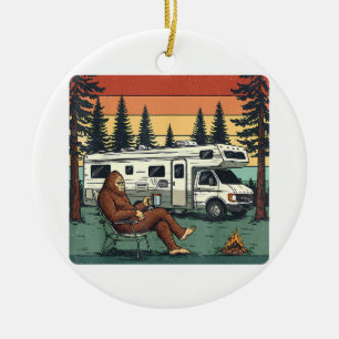 Vintage-Camping-Wohnmobil-RV-Bigfoot-Abenteuer Keramik Ornament