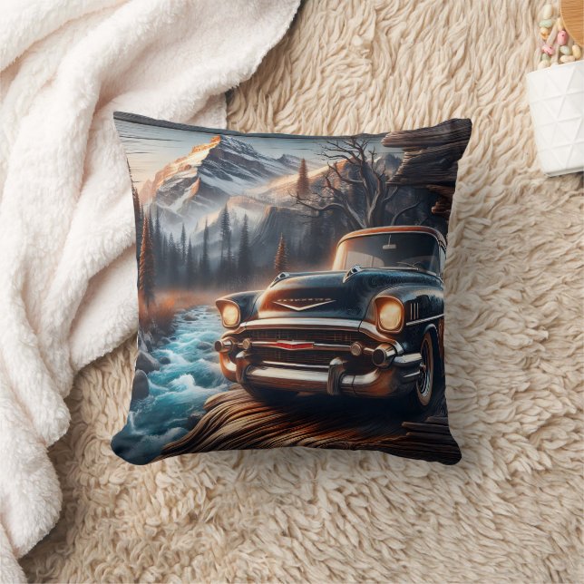 Vintage Car By Mountain Stream bei Sonnenuntergang Kissen (Decke)