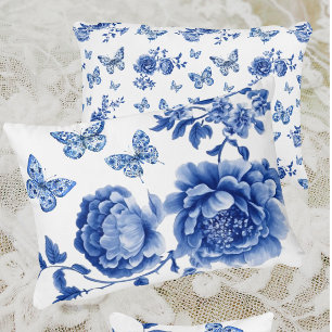 Vintage Chinoiserie Blau Weiße Schmetterlinge Rose Dekokissen