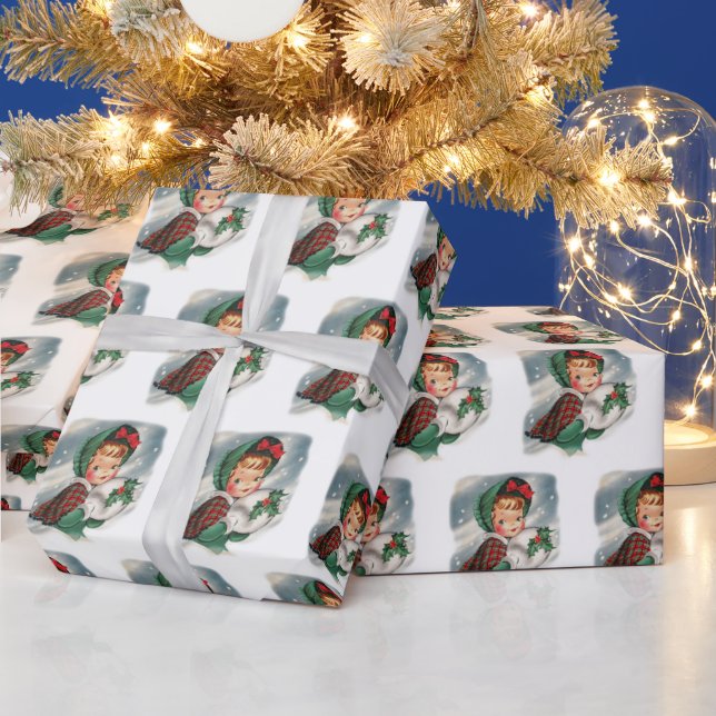 Vintage Christmas Girl Holding Holly Geschenkpapier (Feiertage)