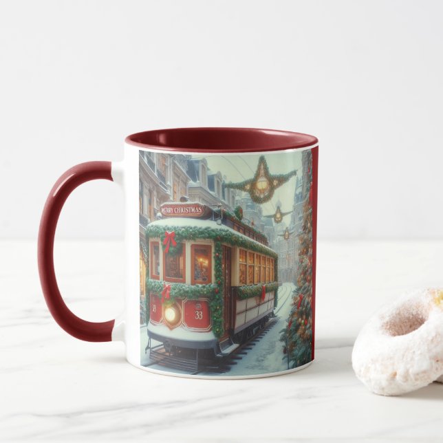 Vintage Christmas Tram in Snowy Town Tasse (Mit Donut)