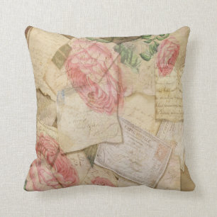 Vintage Collage, französische Buchstaben und Kissen