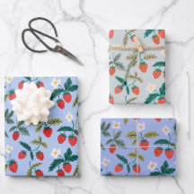Vintage Cottagecore Strawberry Pattern