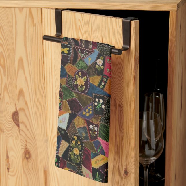 Vintage Crazy Quilt Geschirrtuch (Drittel gefaltet)