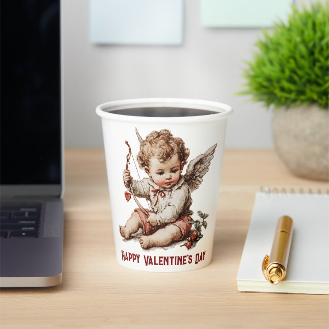 Vintage Cupid With Heart Bow Pappbecher (InSitu)