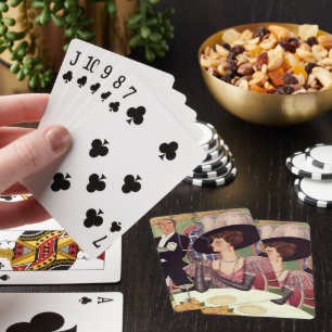 Vintage Dame raucht Zigarette und trinkt Champagne Spielkarten