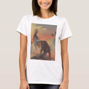 Vintage-Dinosaurier, Carnotaurus brüllt im Dschung T-Shirt