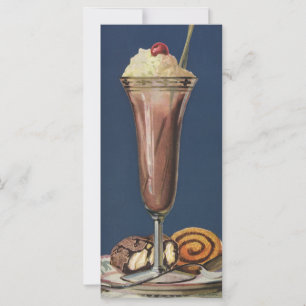 Vintage Eiscreme-Shake, gepeitschte Creme & Cherry