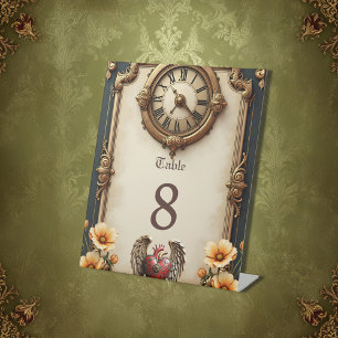 Vintage Eleganz: elegante Uhr und Herz Sockelschild