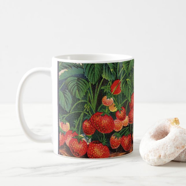 Vintage Erdbeeren, Erdbeeren-Pflanze auf einem Bau Kaffeetasse (Mit Donut)