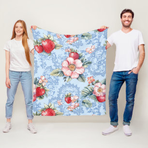 Vintage-Erdbeeren- und Blumenmuster Fleecedecke