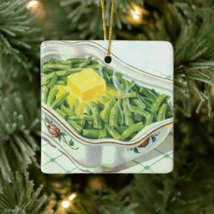 Vintage-Essen, Grüne-Bohnen-Auflauf mit Butter Keramikornament