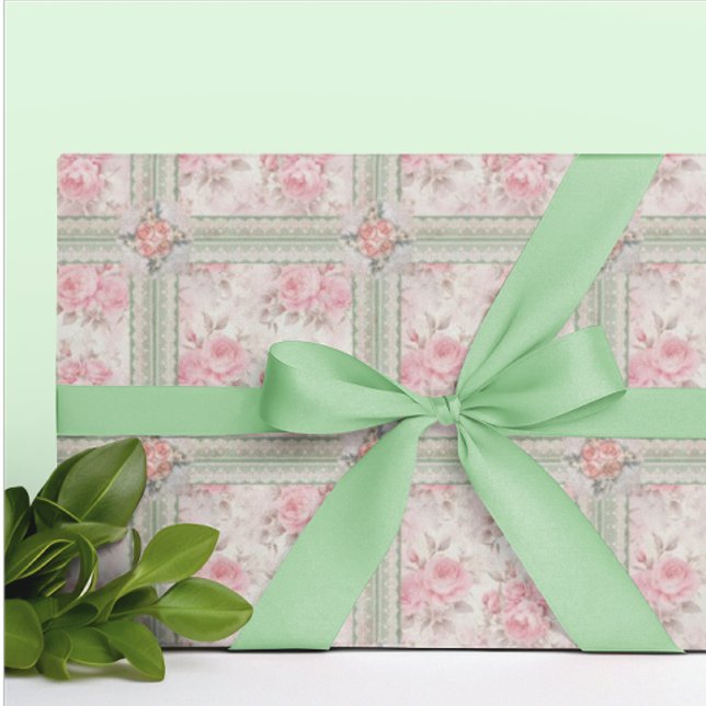 Vintage Faded Roses All Occasion  Geschenkpapier (Beautiful roses and lace all occasion gift wrap!)