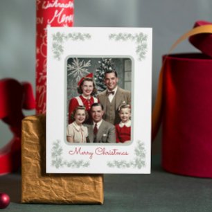 Vintage-Familienfoto im grünen Tannenrahmen zu Wei Feiertagspostkarte