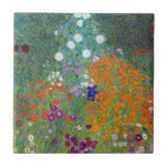 Vintage farbenfrohe Blume im Garten | Gustav Klimt Fliese<br><div class="desc">Inspiriert von Gustav Klimts ikonischem Kunstwerk, präsentiert diese Keramik Kachel ein Vintages Design mit farbenfrohen Blume in einem Garten, strahlend Lebhaftigkeit und Charme. Ideal für Vintage Liebhaber, Kunstliebhaber und diejenigen, die eine einzigartige und stilvolle Wohngestaltung schätzen, ist diese Vintage Blume in der Garden-inspiriert Keramik Kachel ein Highlight, das Retro-Ästhetik nahtlos...</div>