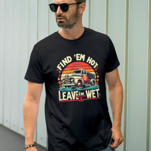 Vintage-Feuerwehrauto-Sonnenuntergang-Grafik T-Shirt