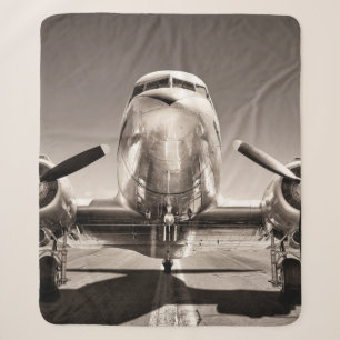 Vintage-Flugzeug auf einer Start-und Landebahn Sherpadecke