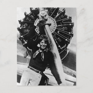 Vintage-Foto von Amelia Earhart Postkarte