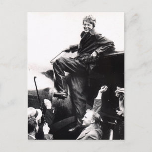 Vintage-Foto von Amelia Earhart Postkarte