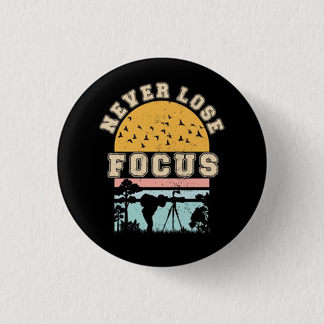 Vintage Fotografen-Kamera verliert nie Fokussierun Button (Vorderseite)