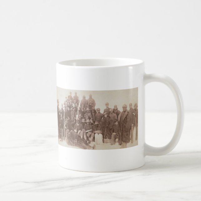 Vintage Fotografie von Büffel-Soldaten 1890 Kaffeetasse (Rechts)