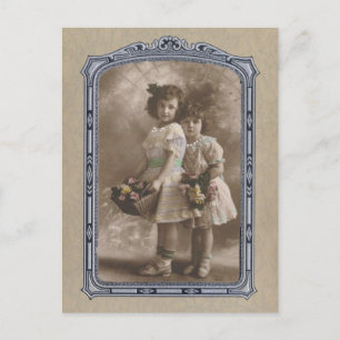 Vintage Frame Adorable Girls Postkarte
