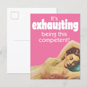 Vintage Frau, die sich auf der Postkarte zurückhäl